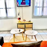 3 Studios, Centre De La Bastide St Louis Апартаменты *