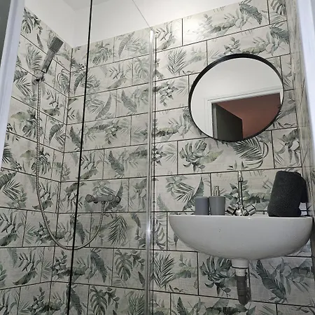 Appartement 3 Studios, Centre De La Bastide St Louis