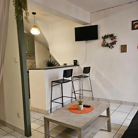 3 Studios, Centre De La Bastide St Louis Appartement *