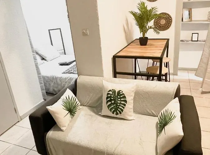 3 Studios, Centre De La Bastide St Louis Carcasona