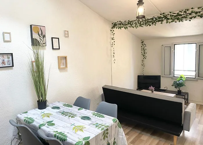 3 Studios, Centre De La Bastide St Louis Carcasona